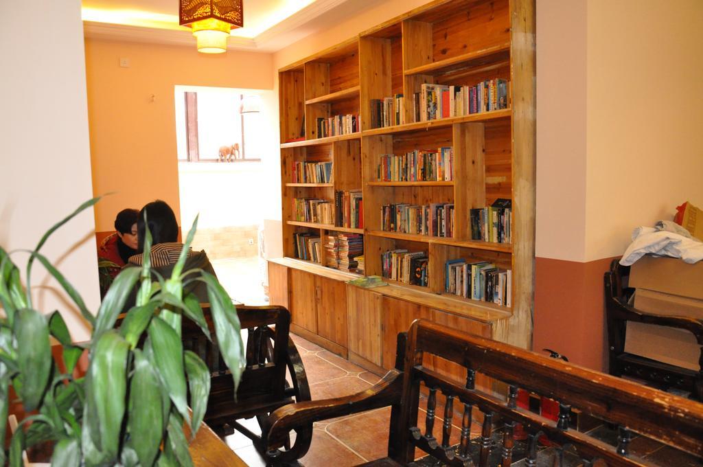 Holly'S Hostel Çengdu Dış mekan fotoğraf