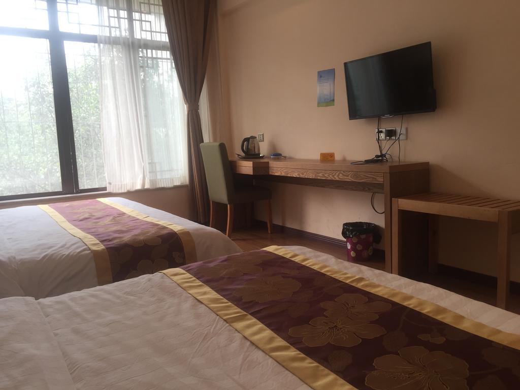 Holly'S Hostel Çengdu Dış mekan fotoğraf