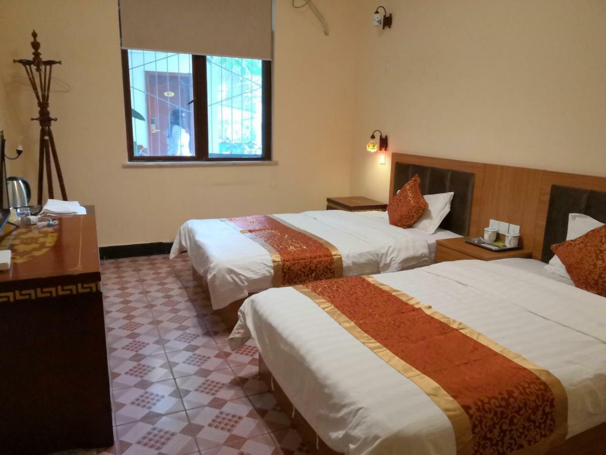 Holly'S Hostel Çengdu Dış mekan fotoğraf