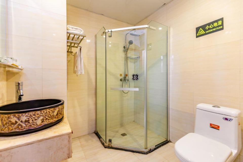 Holly'S Hostel Çengdu Dış mekan fotoğraf