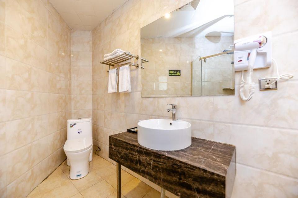 Holly'S Hostel Çengdu Dış mekan fotoğraf