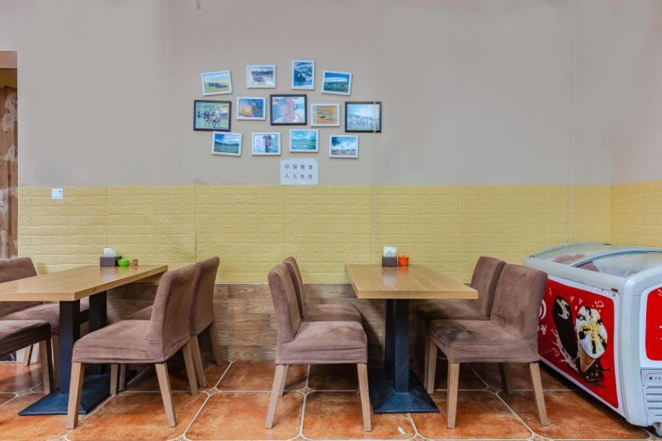 Holly'S Hostel Çengdu Dış mekan fotoğraf